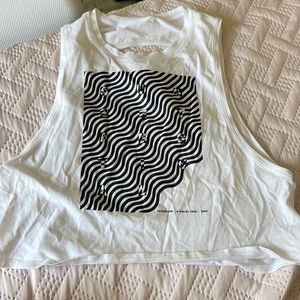 Lululemon cropped tank top